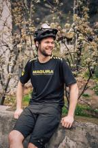 Das Gravity Jersey ist diesmal schlicht gehalten.
