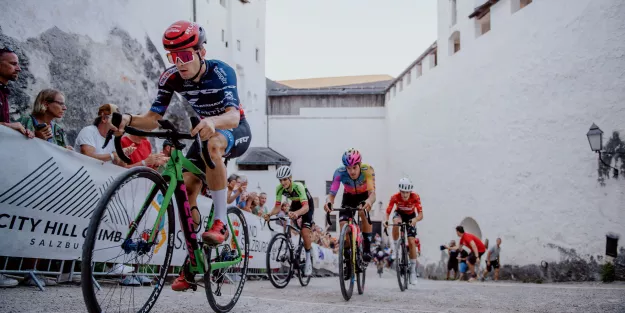 Neue Gesichter am City Hill Climb-Podest