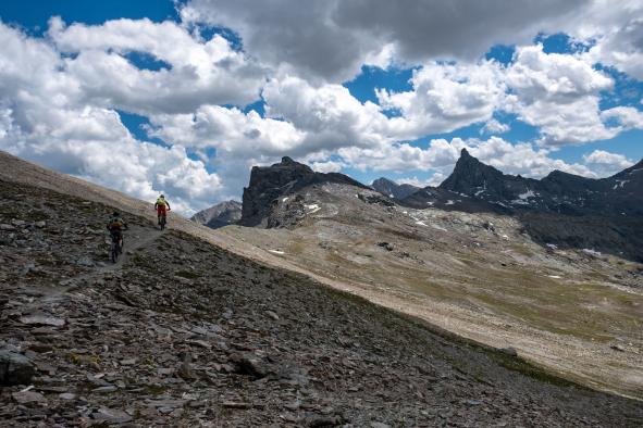 Guiding Trans Piemont