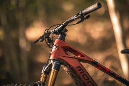 Das neue Mondraker Crafty Carbon 2025