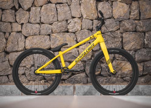 designt und entwickelt vom Cast R&D Team in Zusammenarbeit mit Danny MacAskill & Fabio Wibmer