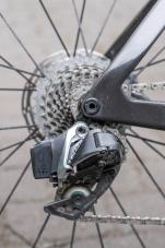 Klassisches Setup an meinem Scott Foil: Standard-Käfig und 10-33er Kassette