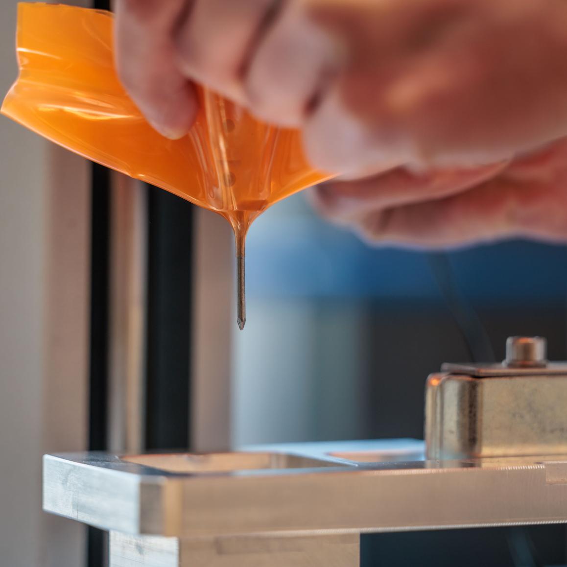#6 Durchstichtest - Prüfstand mit definiertem Nagelimpuls
Eigener Versuchsaufbau mit praxisnahem Nagelprofil statt genormter ISO-Spitze. Über 600 Einzelmessungen durch einen internen Testingenieur dokumentiert.