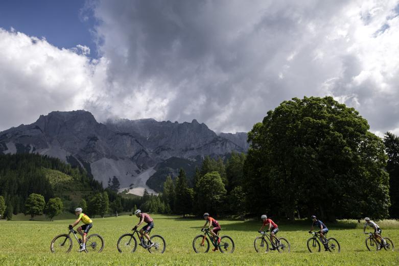 Pernsteiner und Morath gewinnen Alpentour 2025