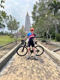 Zwischen Tempeln, Palmen & Affen: Rennradfahren in Thailand