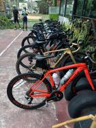 Zwischen Tempeln, Palmen & Affen: Rennradfahren in Thailand
