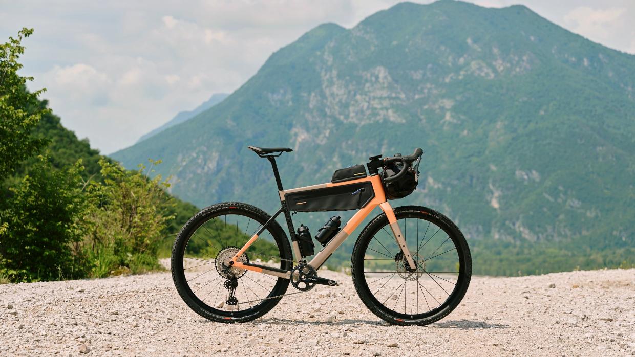 Rose Backroad CF Gravelbike 2026