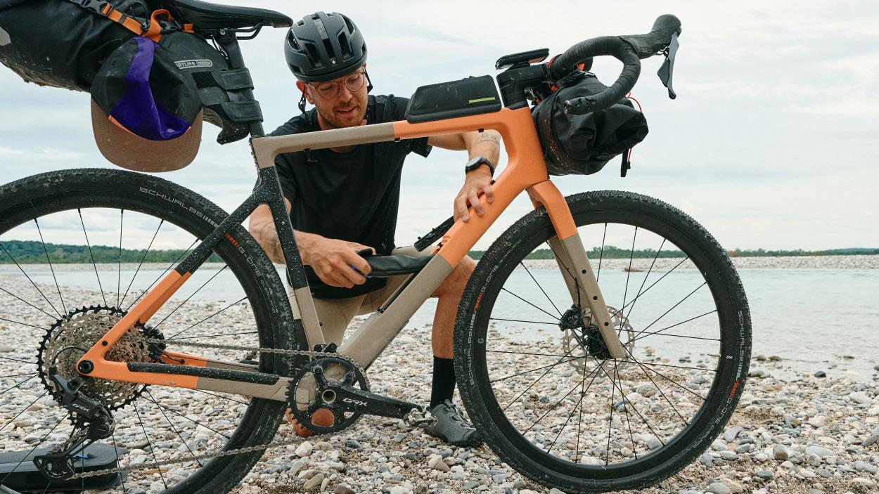 Rose Backroad CF Gravelbike 2026