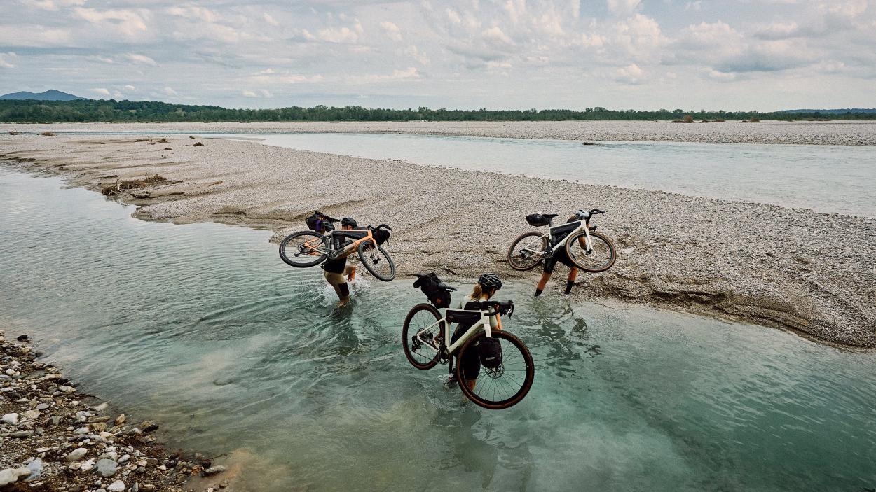 Rose Backroad CF Gravelbike 2026