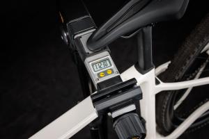 11,23 kg inkl. Fidlock Flaschenhaltern, Wahoo Mount am Vorbau und B+M K-Werk Akkupack.