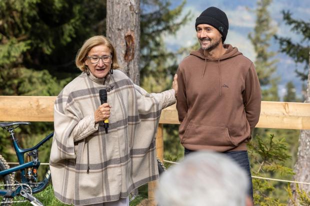 Ob von der Politik - hier Morgenbesser mit der NÖ Landeshauptfrau Johanna Mikl-Leitner -, Sportausübenden oder Forst- und Landwirtschaft: die MTB-Koordinationsstelle wird vielen Ansprüchen gerecht werden müssen.