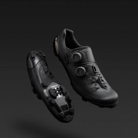 Neu: Shimano Gravel-Schuh, XTR-Pedal und SPD-Cleat