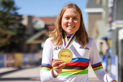 Mona Mitterwallner kann Marathon. Aber 7,5 h Fahrzeit und 20 min. ...
