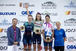 das Frauen-Podium.