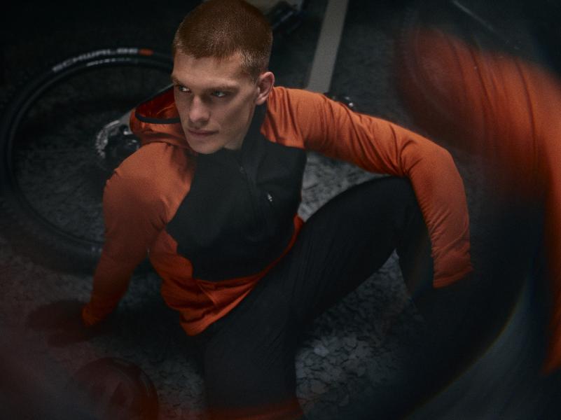 Rose präsentiert neue Herbst-/Winter-Bikewear 25/26