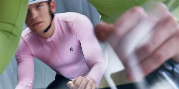 Rose präsentiert neue Herbst-/Winter-Bikewear 25/26