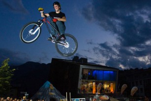 Die MTB Freestyle Night ist ein Garant für coole Luft-Akrobatik. Fotos: (c) Erwin Haiden
