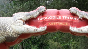 Crocodile Trophy 2010Turbulenter Beginn des zehntägigen MTB-Etappenrennens in Australien