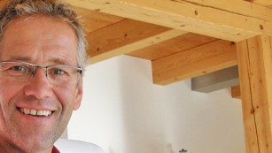 Porträt: Gerhard ZadrobilekDer ehemalige Rad-Profi ist Wirtschaftscoach, Motivationstrainer, Landwirt, ORF Co-Kommentator und Betreiber eines Online-Portals.