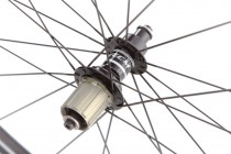 hintere Nabe mit SKF-Lagern und Shimano/SRAM-Freilauf