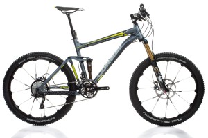 Test: Conway Q-AM 900