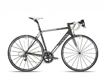 Ausgestattet mit vielen Features des Ultimate CF SLX präsentiert sich das Ultimate CF SL (Frameset 980g, hier in 9.0-Bestückung) auch optisch wie seine Referenz.