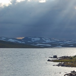 Norwegen - Das Gebirge im Meer