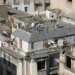 von dessen Dachterrasse.