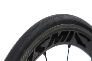 GripLink-Reifen sind optimal auf den Einsatz am Vorderrad ausgelegt und bieten überlegenen Grip.