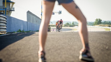 Krafttraining für Biker Teil IIIFit im Schritt und unten drunter? Weil Rekordwerte auf der Beinpresse noch lange keinen kompletten Radfahrer machen, geht's im vorletzten Teil unserer Fitnessserie um Beine, Hüfte und Knie.