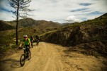 Verbindungsetappe zwischen Stage 1 und 2 zusammen mit Philipp von Cannondale und Hannes von MTB-News.de. Bummeln ist anders.