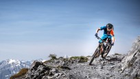 Scott Neuheiten 2015Neue Bikes, neue Kleidung und ein Bike-Abenteuer der besonderen Art: Die Saison 2015 steht an und Scott präsentierte sein neues Lineup im Schweizer Trail-Paradies Davos.