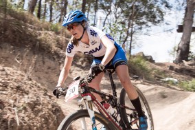 Imogen Smith gefallen die Rennstrecken der Crocodile Trophy in Atherton.