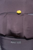 Trotz des höheren Zugs an den Taschen, wird der Inhalt nicht zerquetscht.