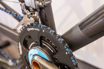 Powermeter können aber auch ohne Kurbelarme zum Nachrüsten geordert werden. Dies ist 
entsprechend günstiger.
