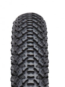 Der WCS Shield CX hat sich bereits mehrfach bewährt. In seiner neuen Tubeless-Ready-Variante kann er mit weniger Luftdruck für höheren Komfort gefahren werden. Das Gewicht: 398 g.