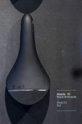 …für € 350,- auch in dezentem Anthrazit zu haben sein.