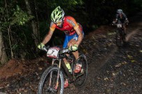 Nicholas Penttina konnte für den Tag Baumwollshirt gegen Leaderjersey tauschen.