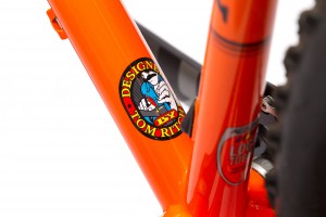 Modernes "Ritchey Logic tubing", wunderschön verschweißt und lackiert.