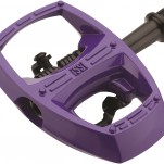 Das Hybridpedal mit großer, geriffelter Auflagefläche wiegt 424 g und kostet 64,90 bzw. 84,90 Euro.