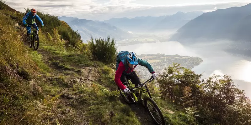 Supertrail Maps 2016