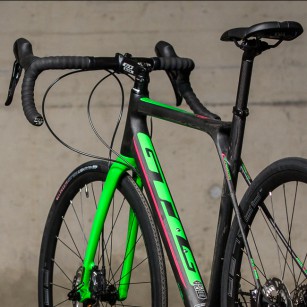 GT Grade Carbon 105 2017