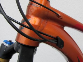 Innen verlegte Züge und Leitungen
