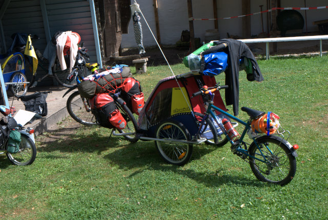 Erfahrungen mit Kinderfahrrad-Abschlepp-Stangen - Sonstige Bikethemen -  Bikeboard